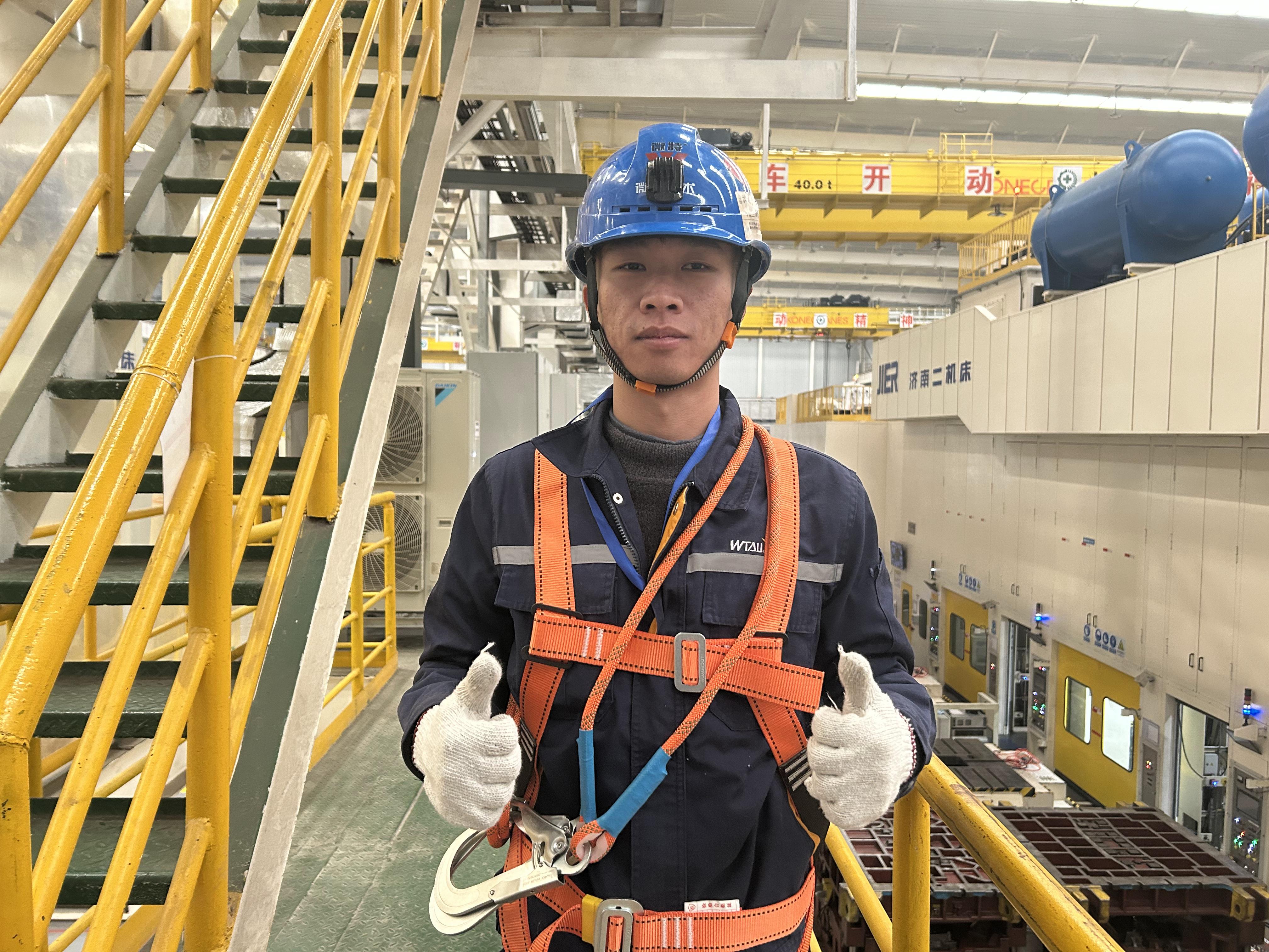 微特故事 | 技術(shù)小白三年如何逆襲為老師傅？